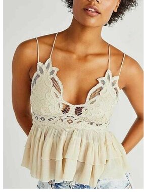 Trixxi from Buckle Cream Tank Top